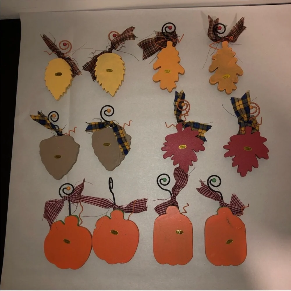 Set of 12 Rustic Fall Leaves Pumpkins Hangers Seasonal Crafting Country Nature